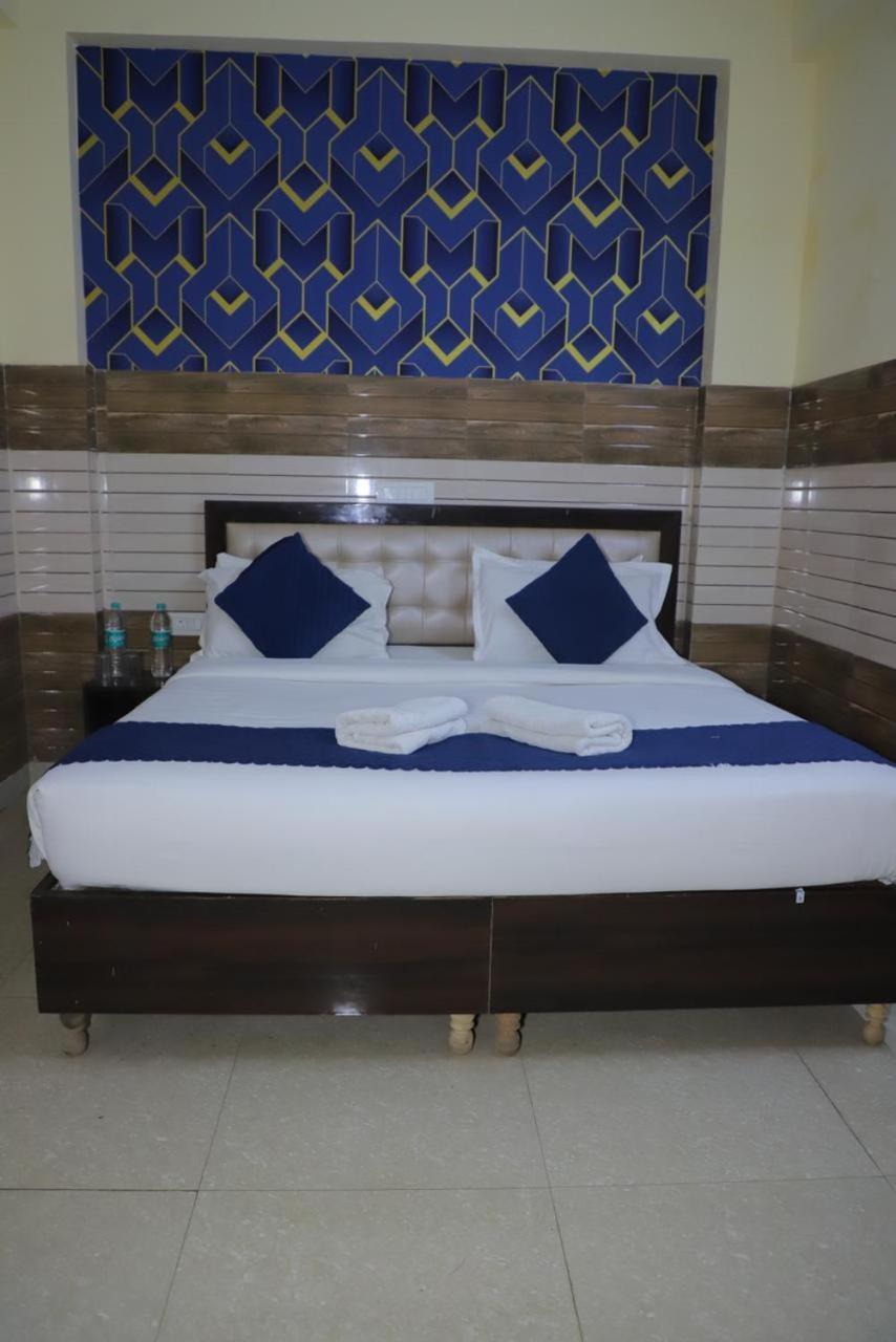 Hotel Aditya Residency Near Sector 63 Metro Station نويدا المظهر الخارجي الصورة